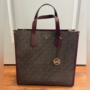 Michael Kors Purse - brand new, never used.